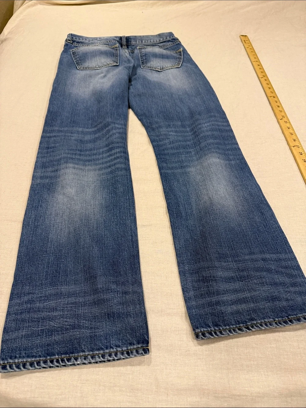 Men’s Banana Republic Vintage Straight Jeans 33 x 32 medium wash denim